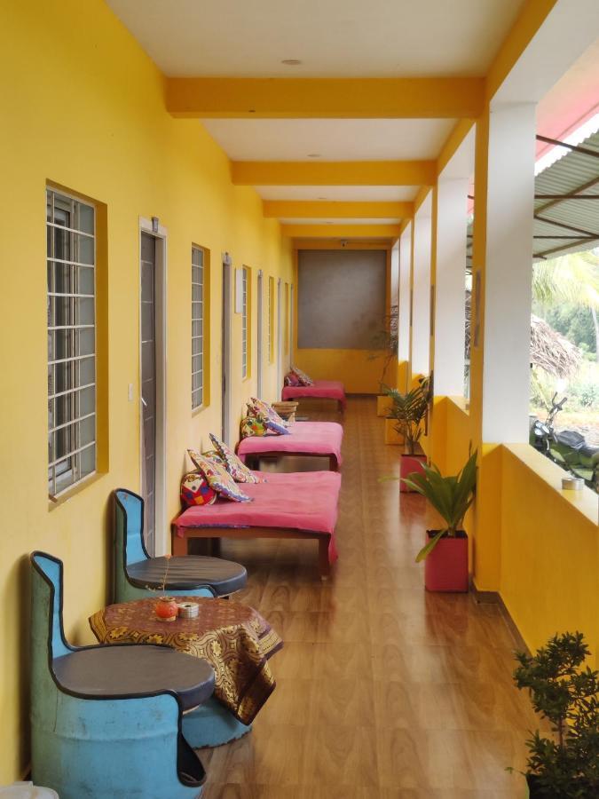Woodpacker Hostel Auroville Pondicherry Экстерьер фото